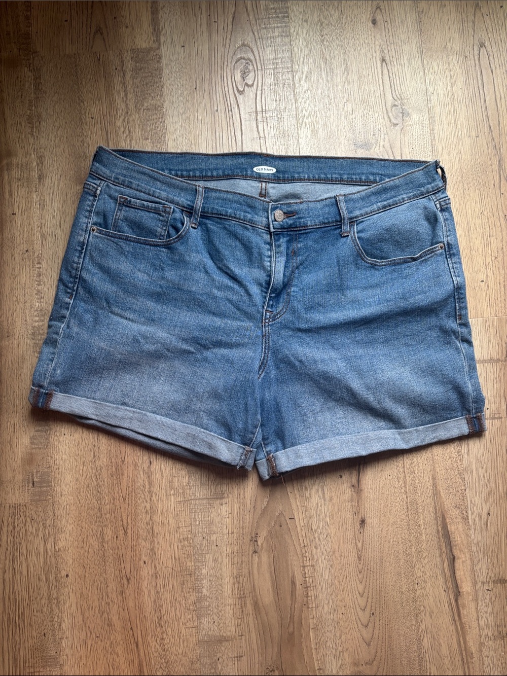 Old Navy Blue Rolled-Hem Denim Shorts